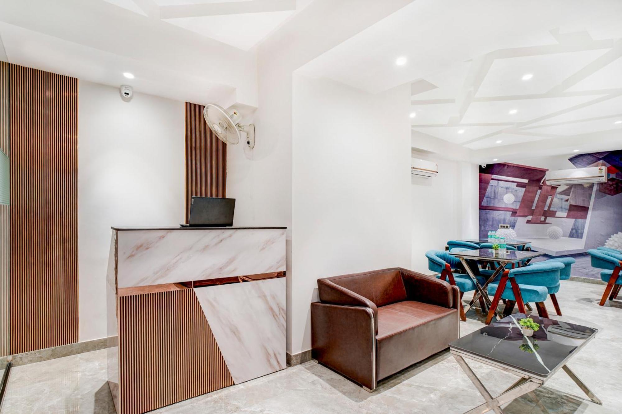 Treebo Corporate Inn Noida Exterior photo