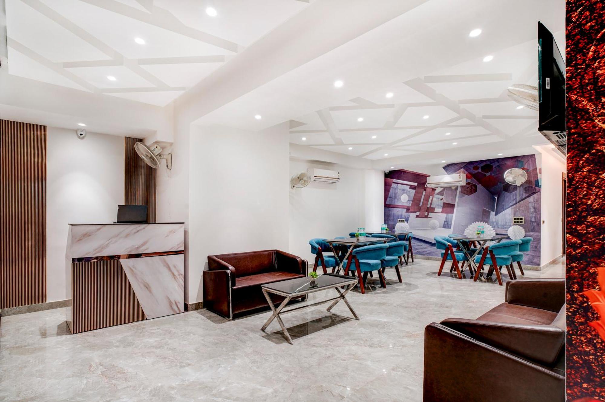 Treebo Corporate Inn Noida Exterior photo