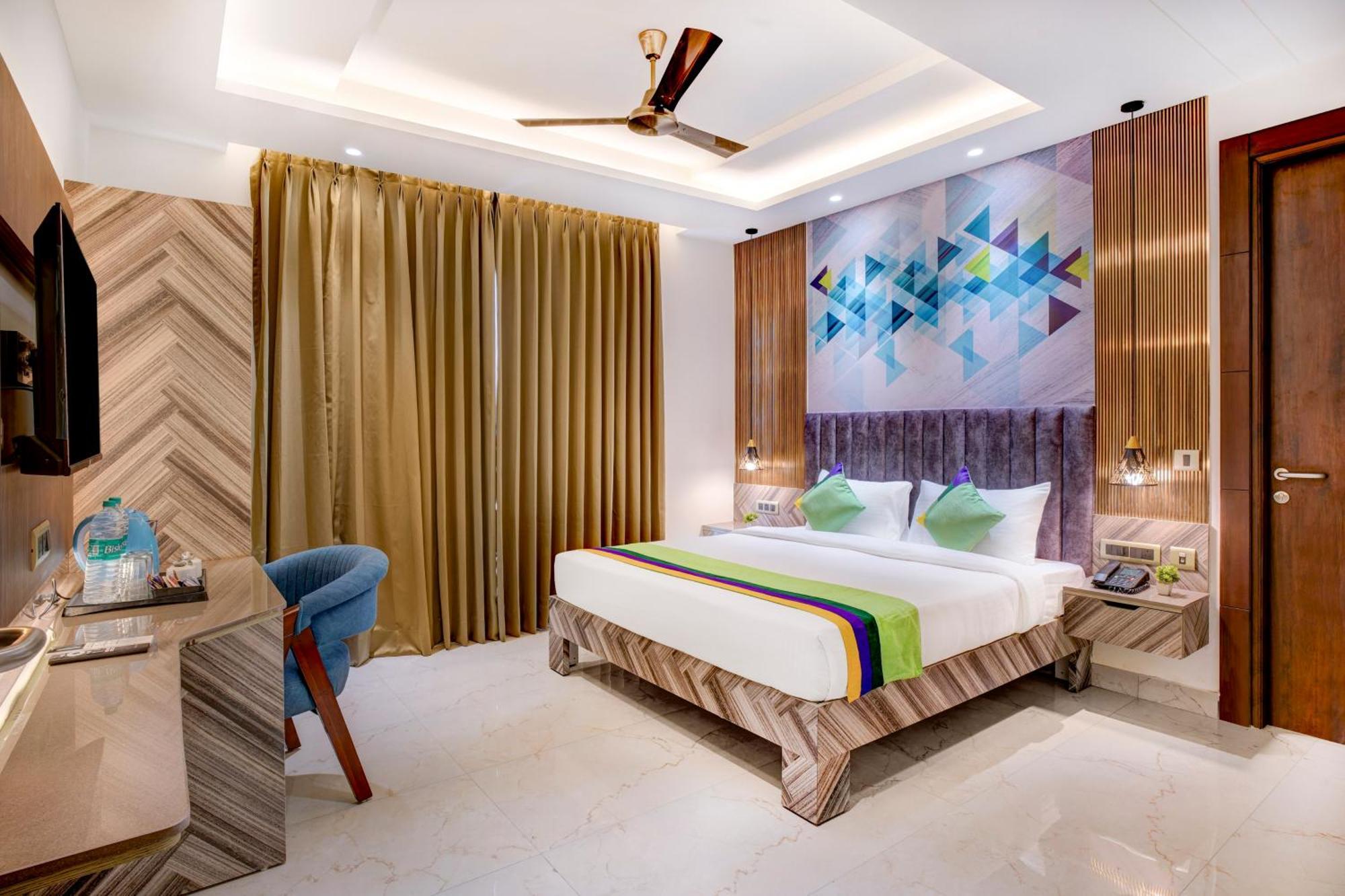 Treebo Corporate Inn Noida Exterior photo